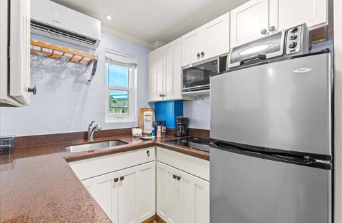 Treasure Island Condo | Cozy Beachfront Resort Suite With Heated Pool ➠ Tropic Terrace Resort #51