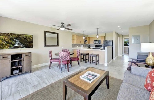 Kapaa Condo | Lush Ocean View Condo | Pono Kai Resort | F105