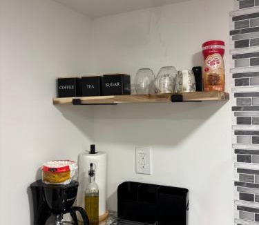 Taylors Apartment | Private&Modern cozy studio near GSP airport & BMW
