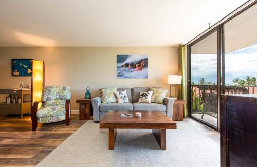 Kihei House | Refined Oceanfront Retreat