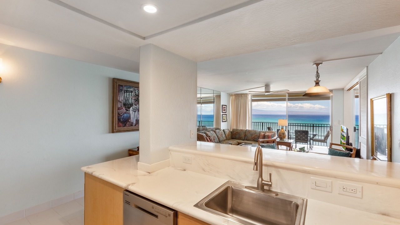 Photo of Others in Kahana